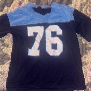 Edikted Vibrant Blue and white number 76